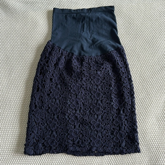 Pea in the Pod Maternity Skirt - Picture 1 of 6